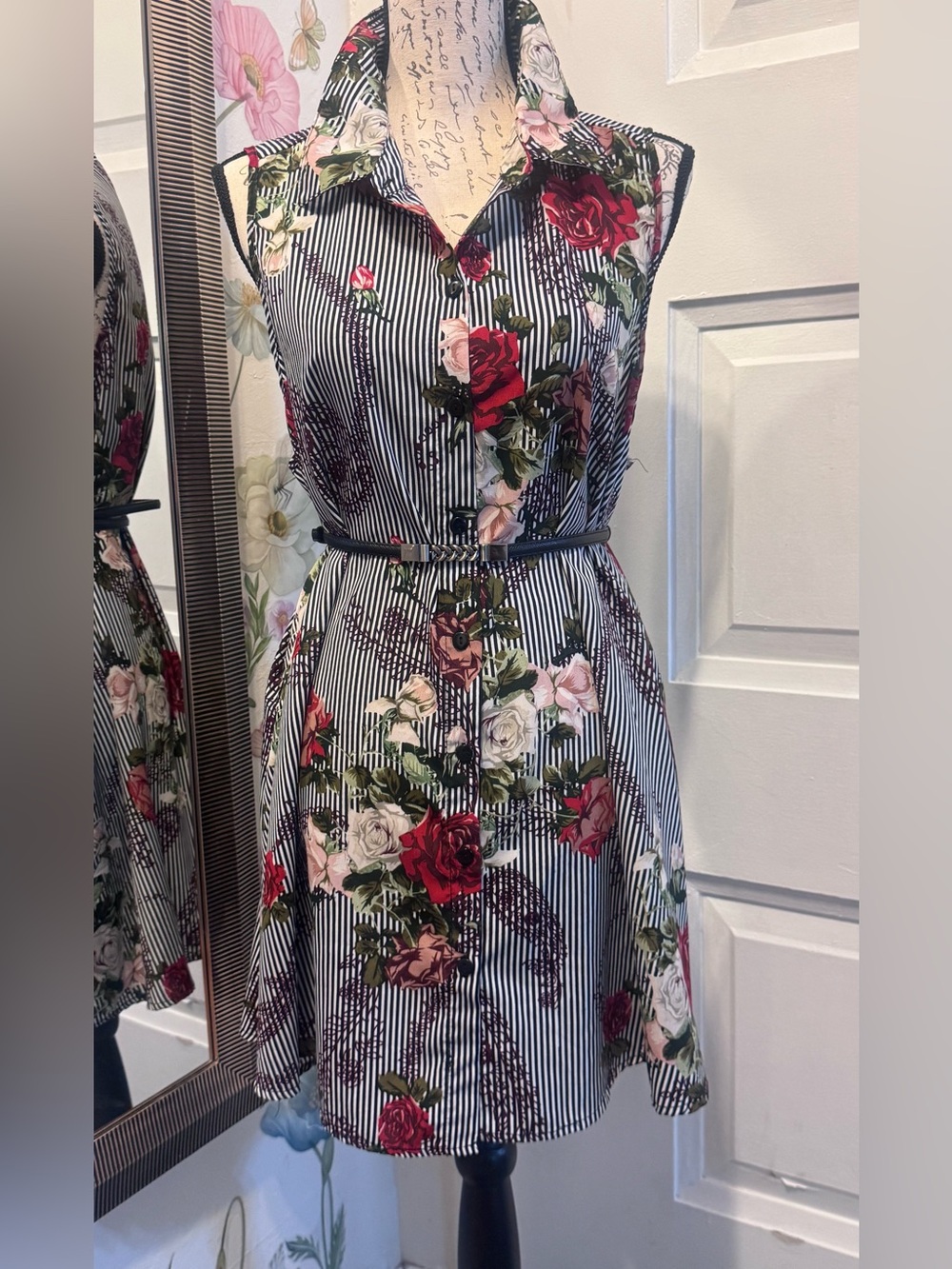 Sleeveless Striped Floral Button-Up Top - Black/White with Red & Pink Roses